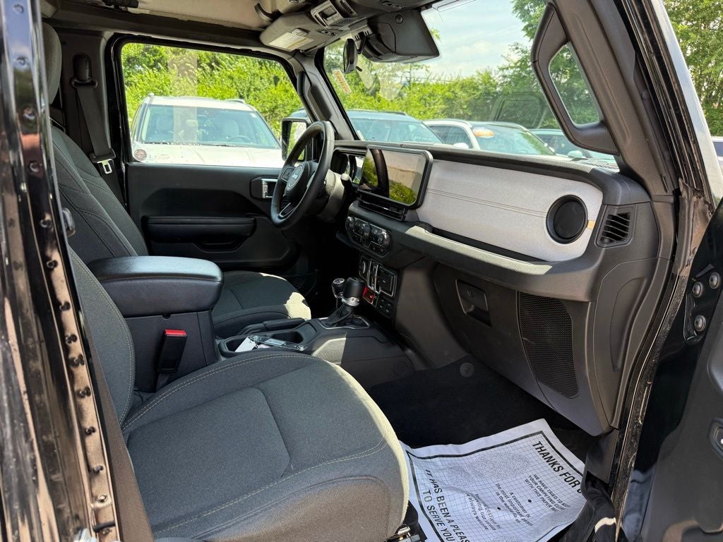 2024 Jeep Wrangler Sport
