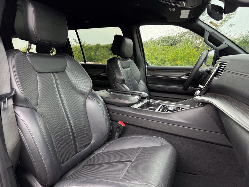 2024 Jeep Wagoneer Series III