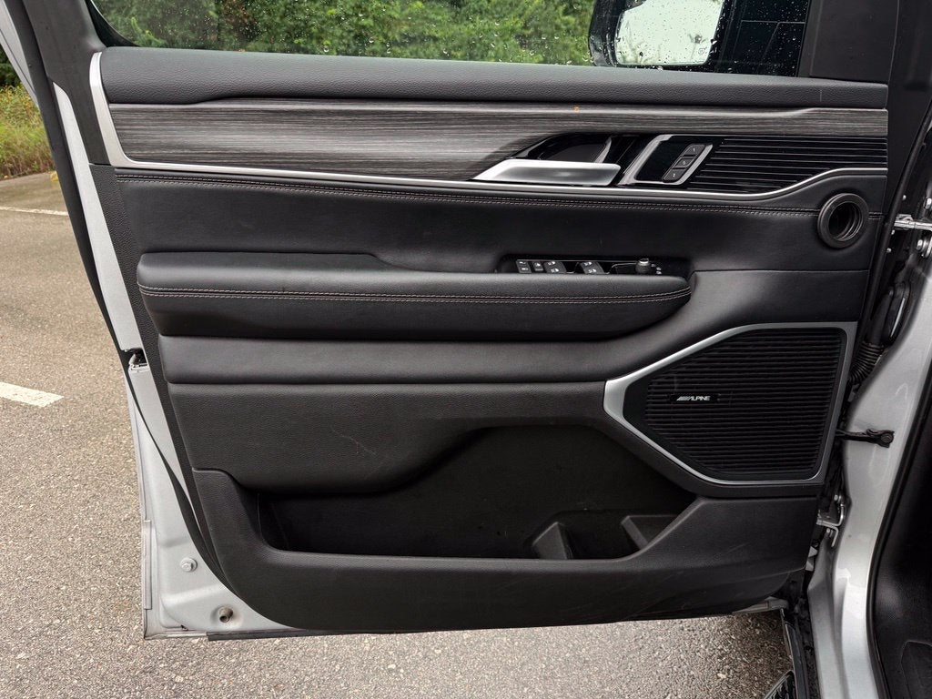 2024 Jeep Wagoneer Series III