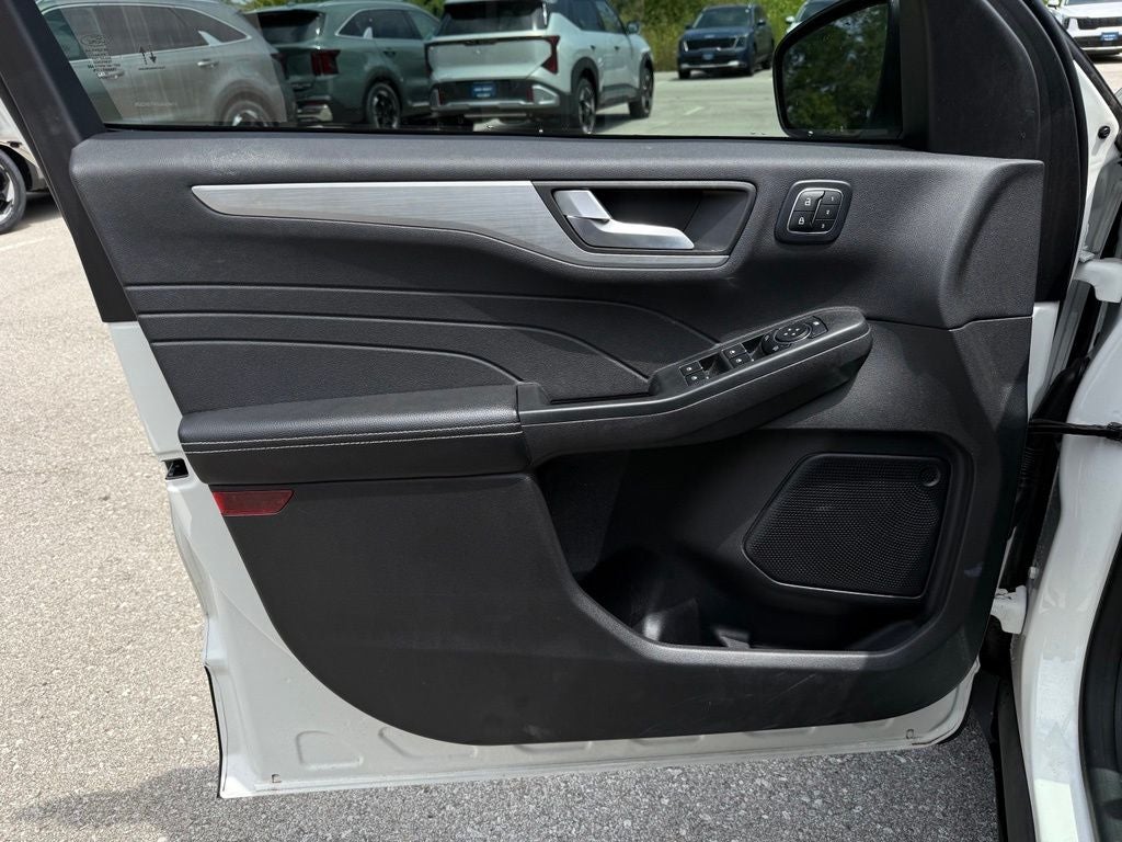 2023 Ford Escape Hybrid Platinum