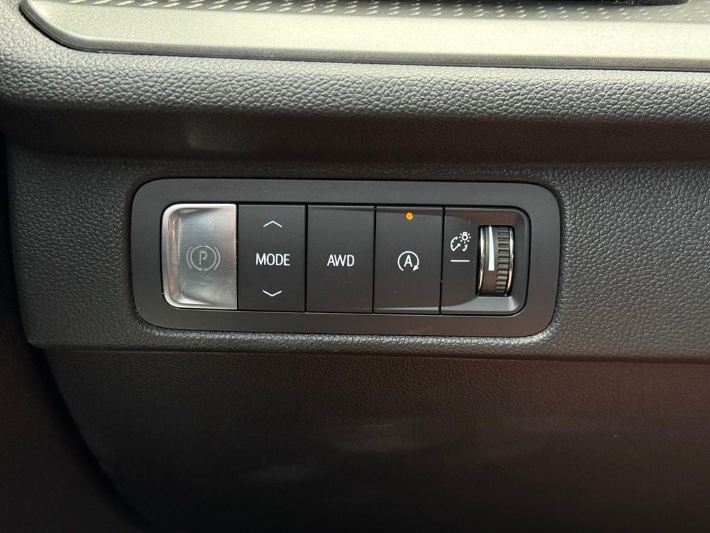 2025 Chevrolet Traverse LT 2LT