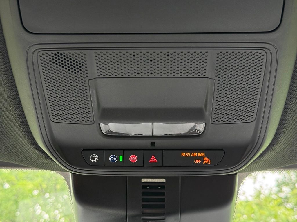 2025 Chevrolet Traverse LT 2LT
