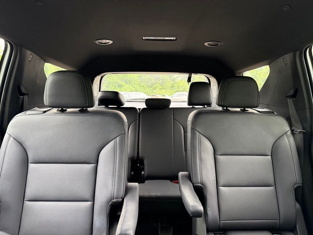 2025 Chevrolet Traverse LT 2LT