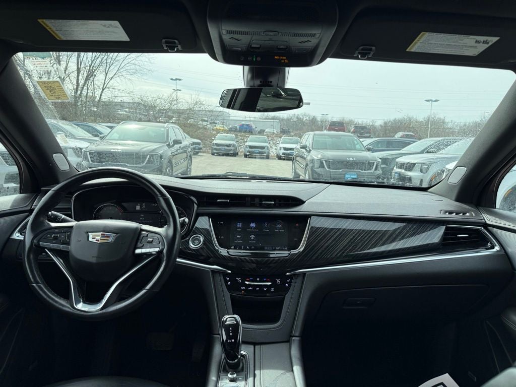2023 Cadillac XT6 Premium Luxury