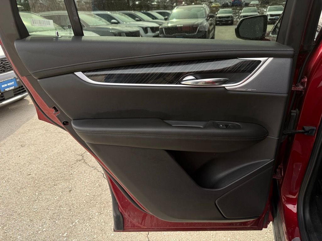 2023 Cadillac XT6 Premium Luxury