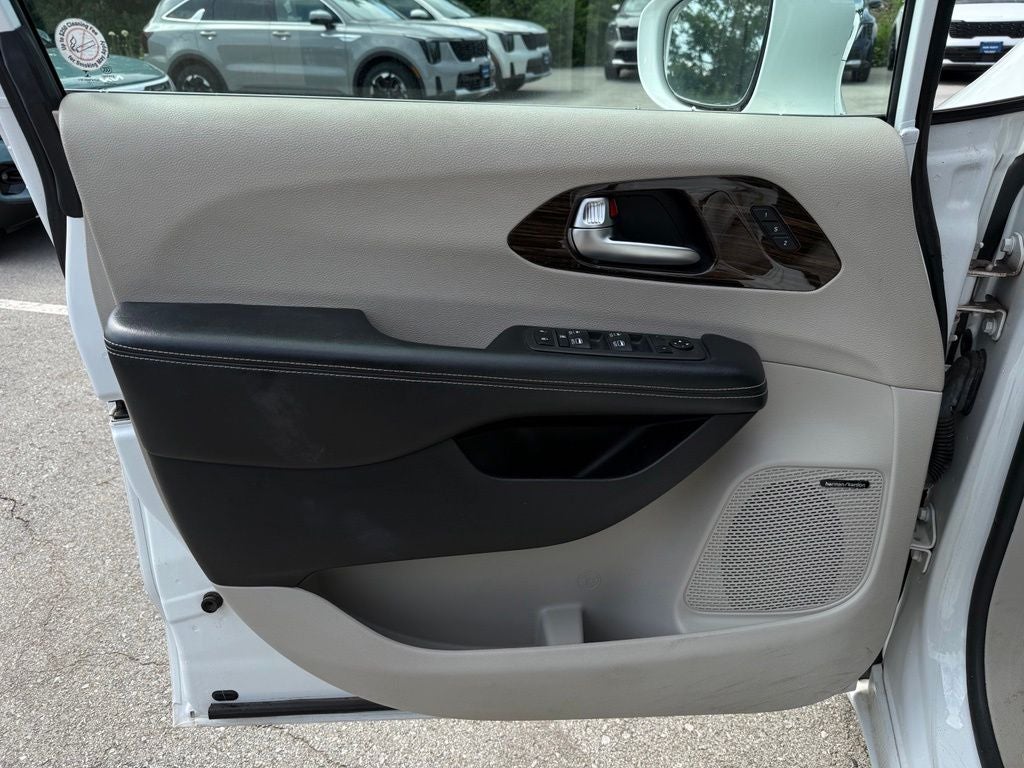 2021 Chrysler Pacifica Limited