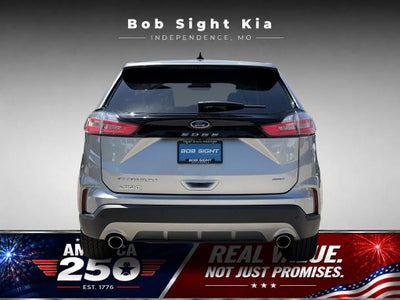 2023 Ford Edge Titanium