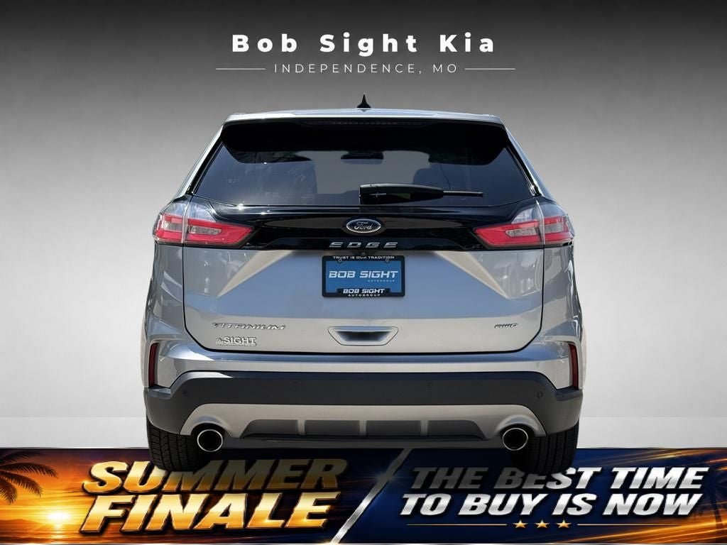 2023 Ford Edge Titanium