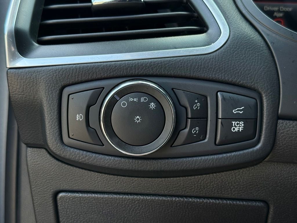 2023 Ford Edge Titanium