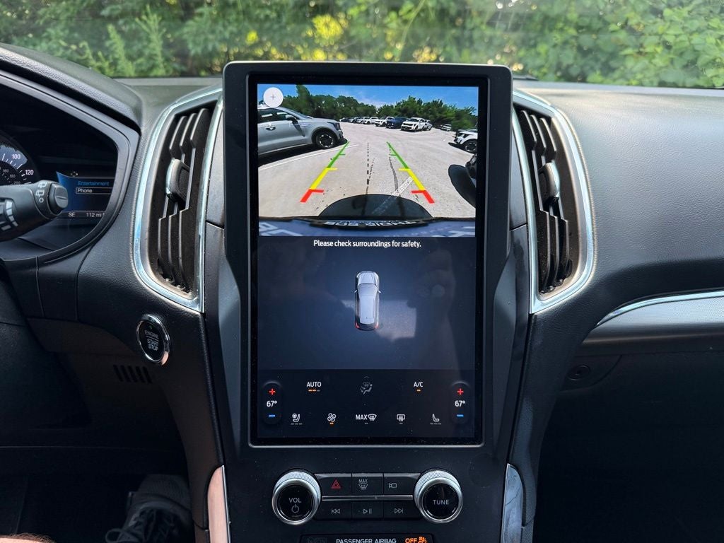 2023 Ford Edge Titanium