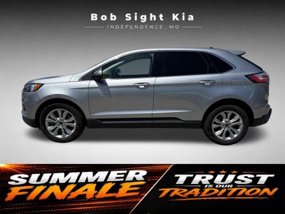 2023 Ford Edge Titanium
