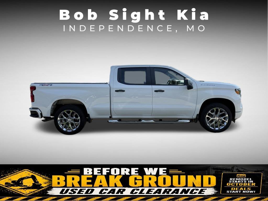 2022 Chevrolet Silverado 1500 Custom