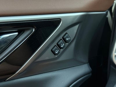 2022 Subaru Outback Touring XT