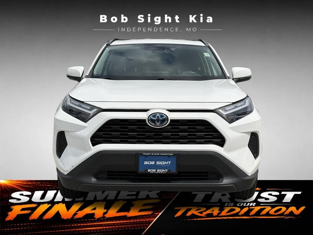 2022 Toyota RAV4 Hybrid XLE