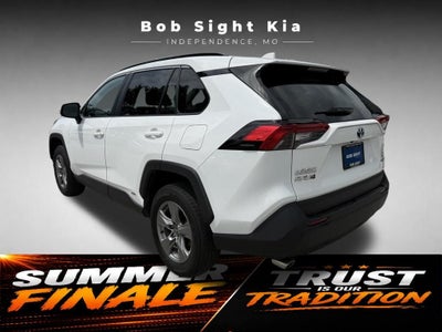 2022 Toyota RAV4 Hybrid XLE