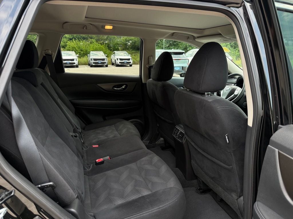 2015 Nissan Rogue SV