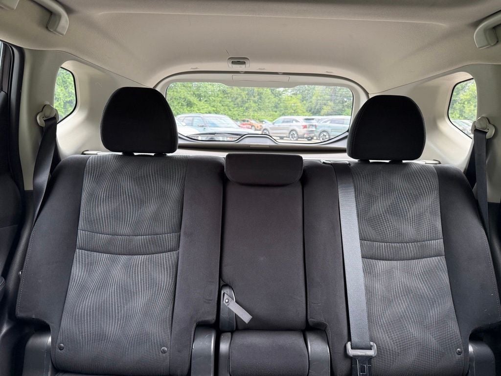 2015 Nissan Rogue SV