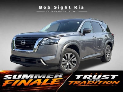 2024 Nissan Pathfinder SV