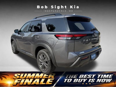 2024 Nissan Pathfinder SV