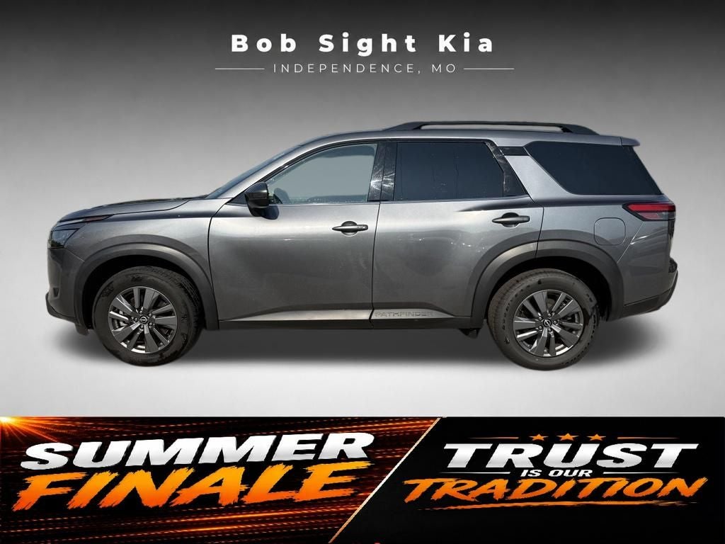 2024 Nissan Pathfinder SV