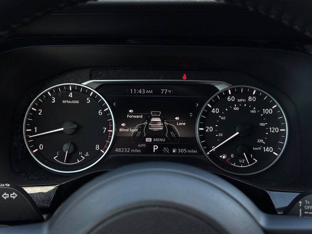 2024 Nissan Pathfinder SV
