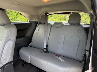 2025 Toyota Sienna XLE 8 Passenger