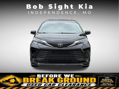 2026 Toyota Sienna XLE 8 Passenger