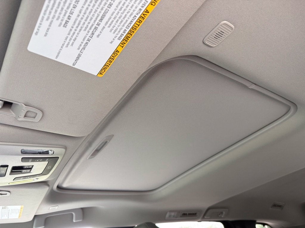 2026 Toyota Sienna XLE 8 Passenger