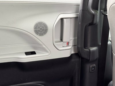 2026 Toyota Sienna XLE 8 Passenger