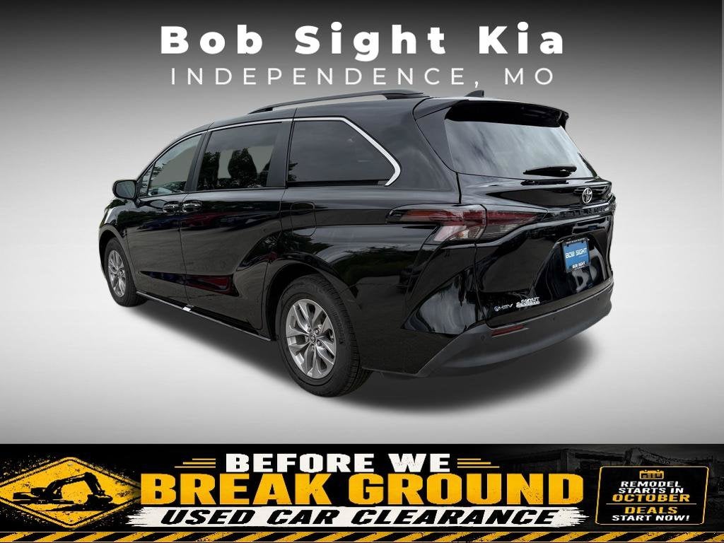 2026 Toyota Sienna 9