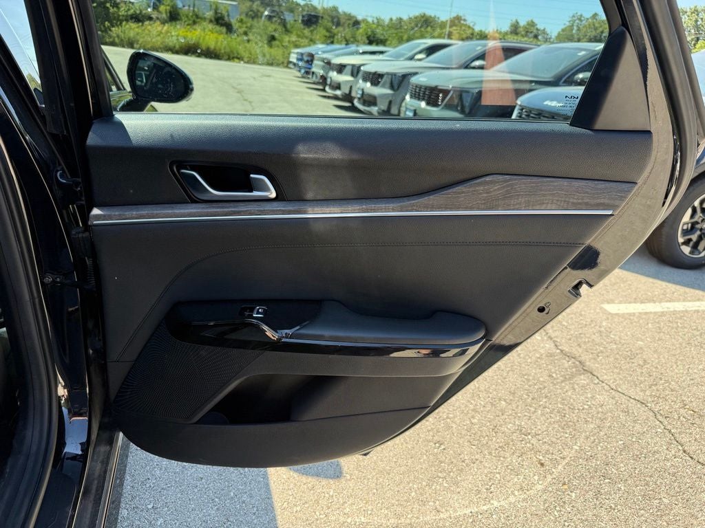 2022 Kia K5 EX