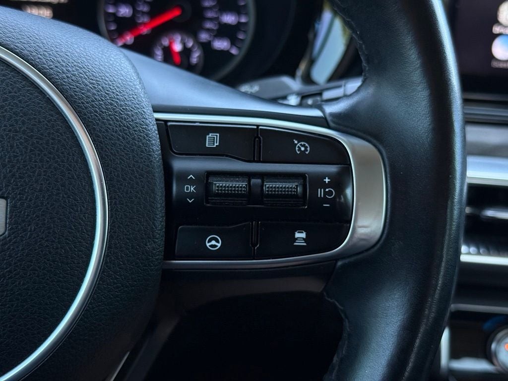 2022 Kia K5 EX