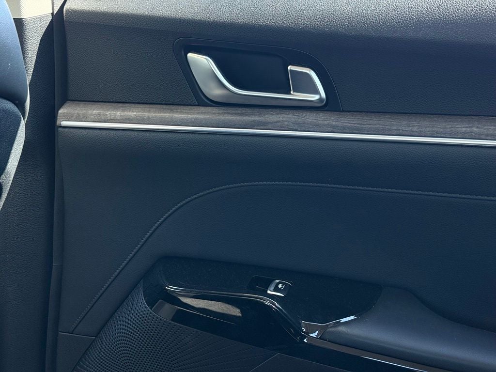 2022 Kia K5 EX