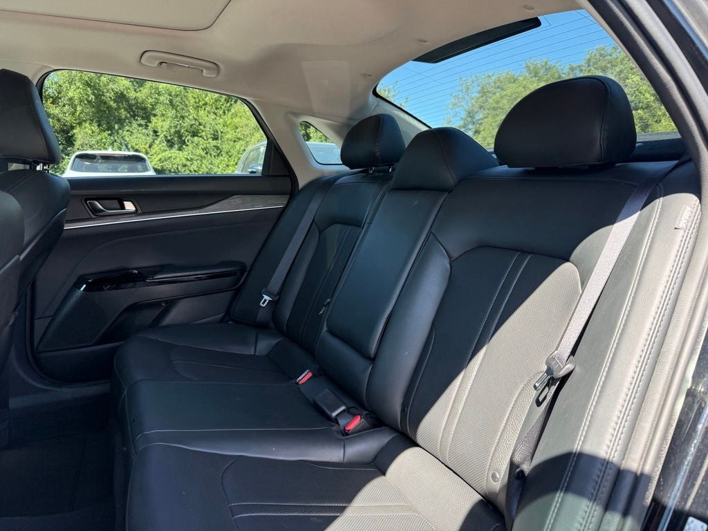 2022 Kia K5 EX