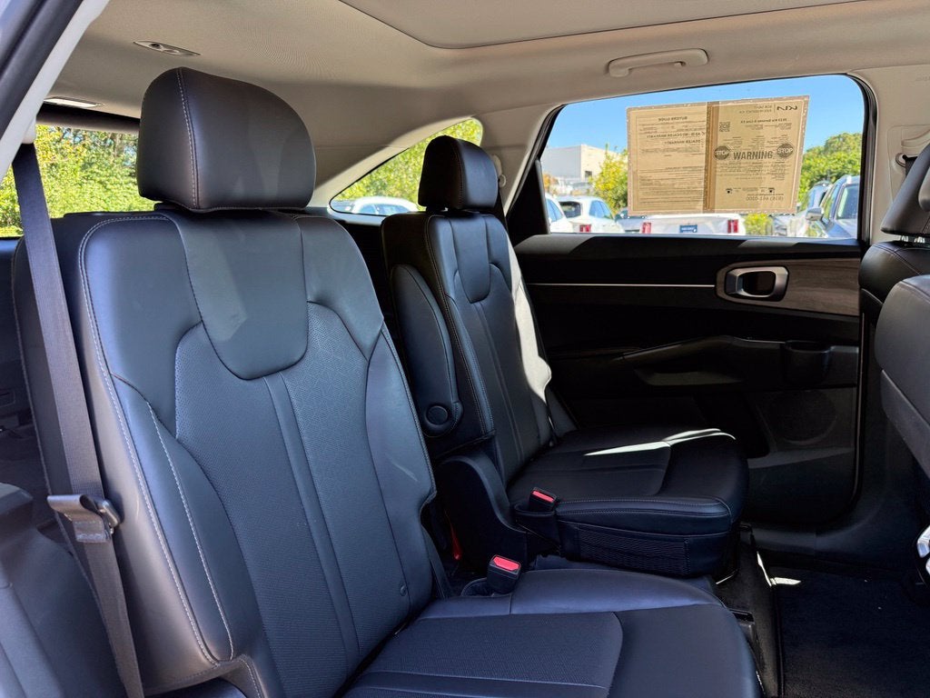 2023 Kia Sorento X-Line EX