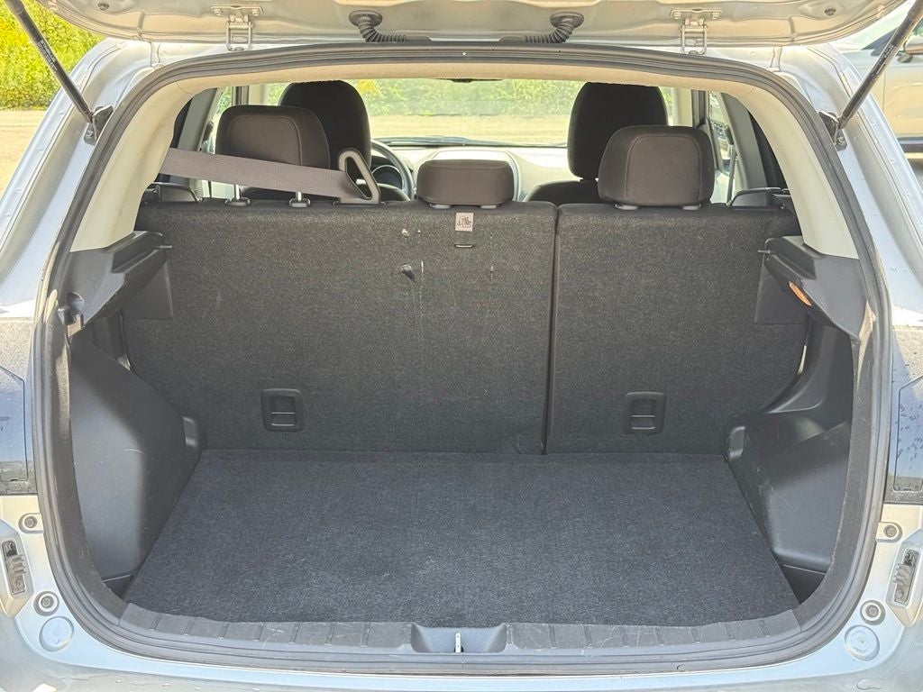 2025 Mitsubishi Outlander Sport ES