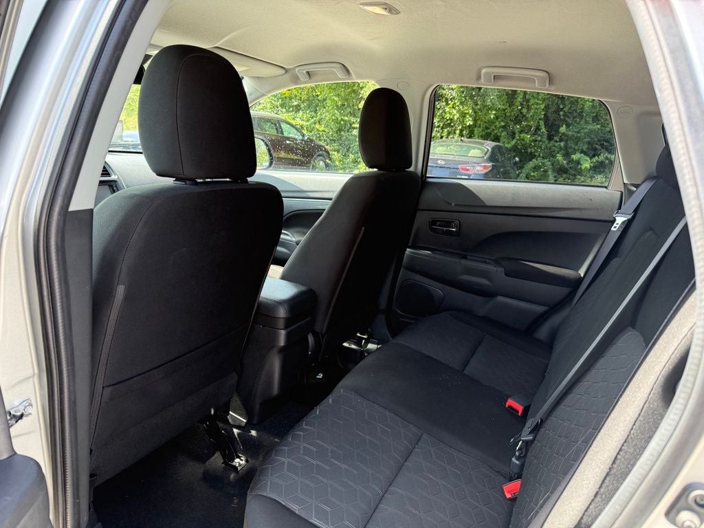 2025 Mitsubishi Outlander Sport ES
