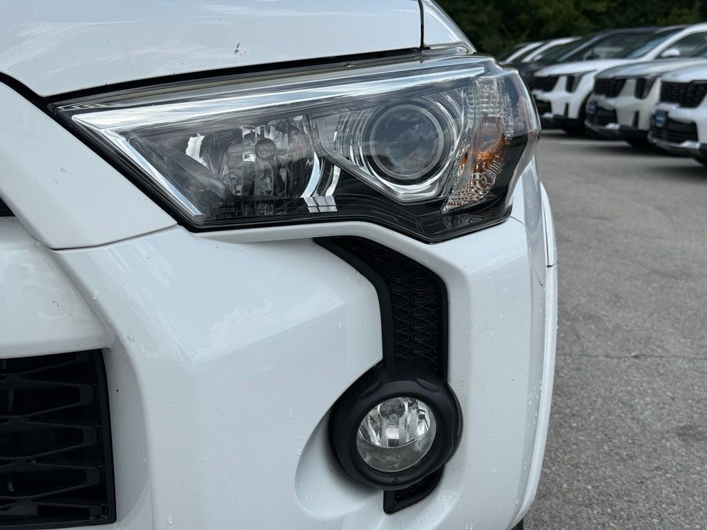 2016 Toyota 4Runner Base