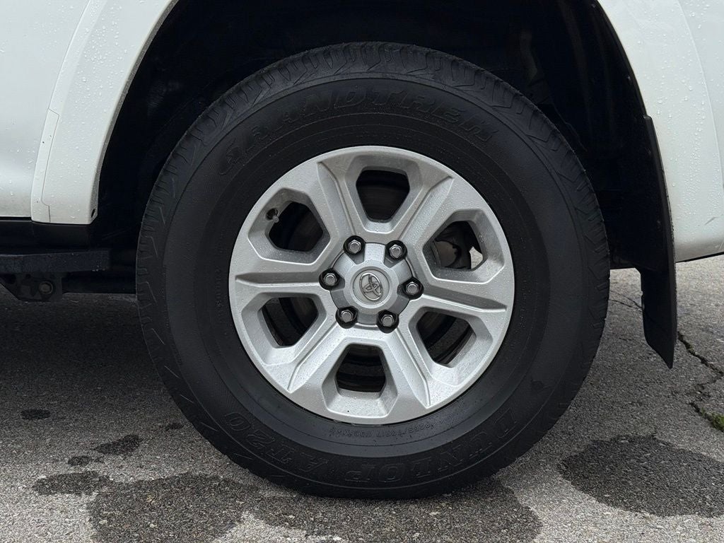 2024 Toyota 4Runner SR5