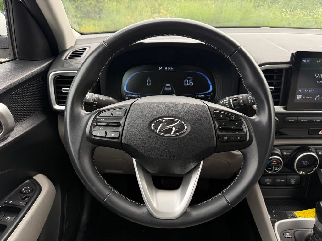 2025 Hyundai Venue SEL