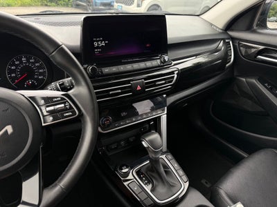 2023 Kia Seltos EX