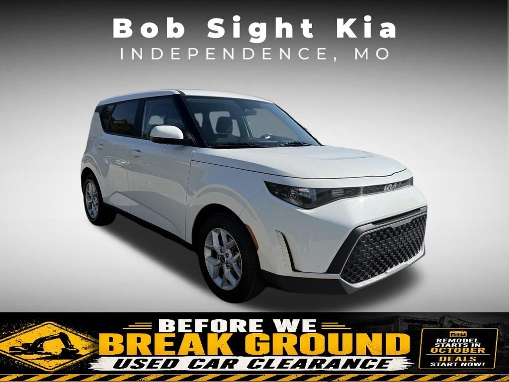 2024 Kia Soul LX