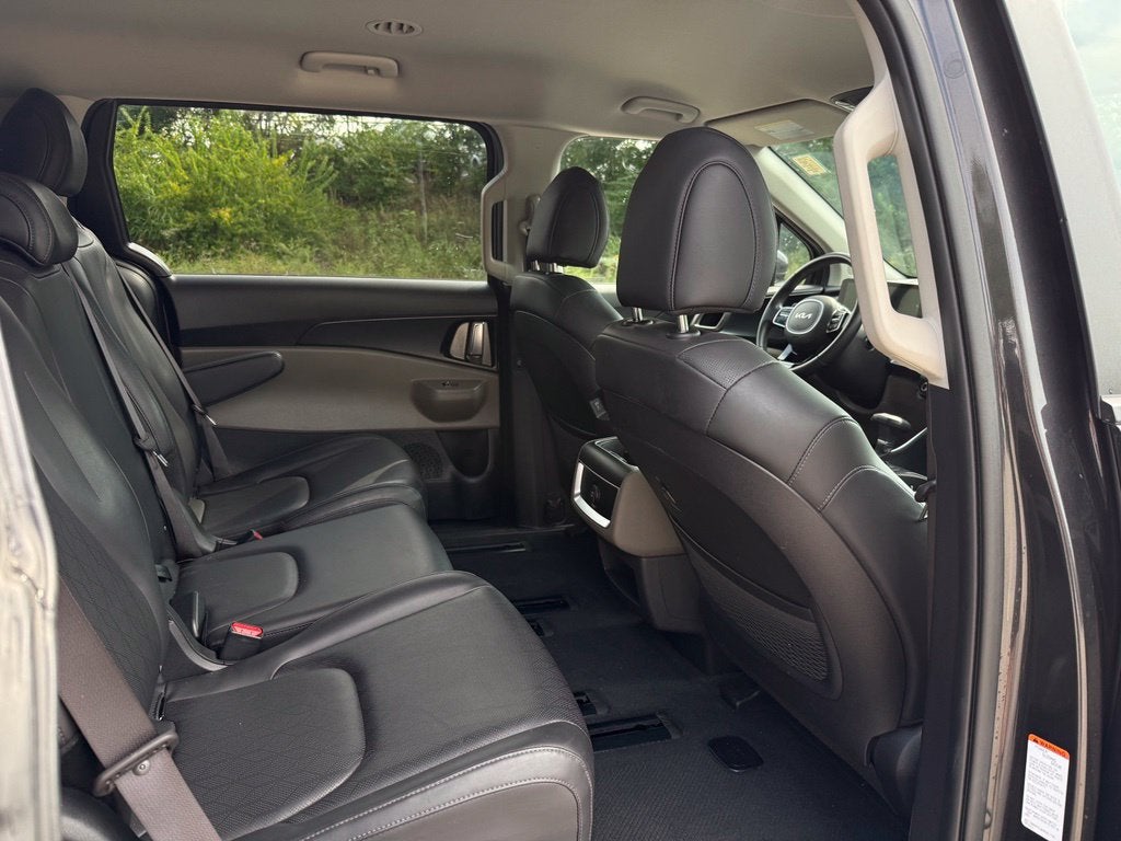 2025 Kia Carnival LXS