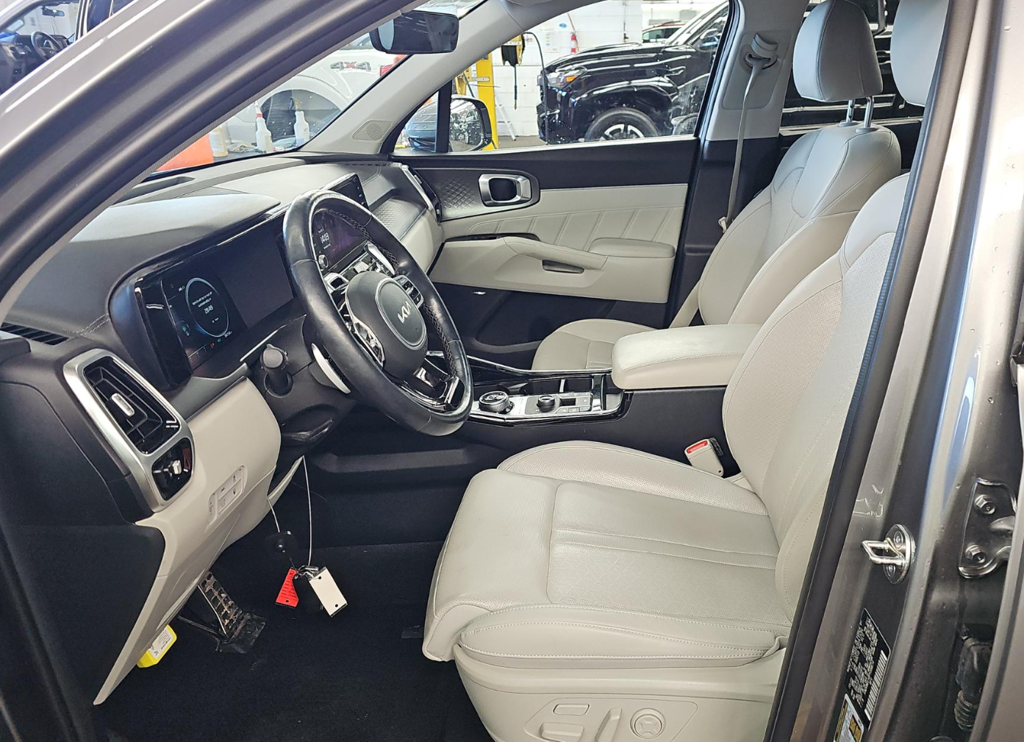 2023 Kia Sorento Plug-In Hybrid SX Prestige