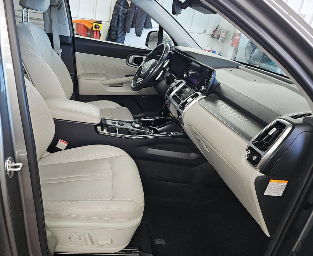 2023 Kia Sorento Plug-In Hybrid SX Prestige