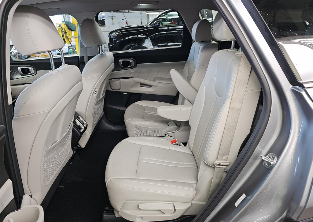 2023 Kia Sorento Plug-In Hybrid SX Prestige