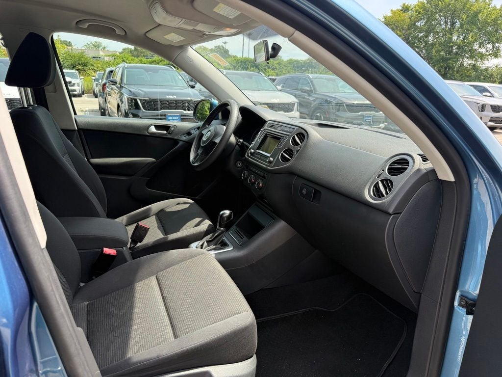 2017 Volkswagen Tiguan Limited 2.0T
