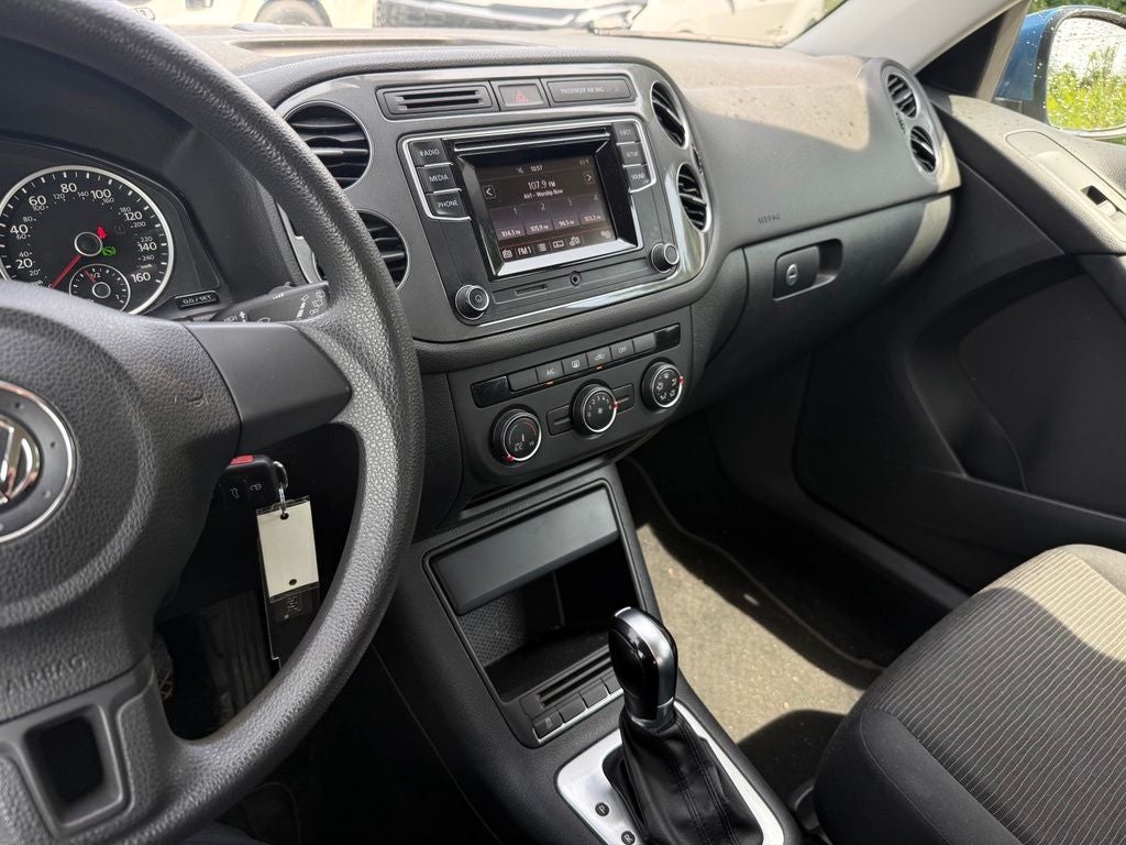 2017 Volkswagen Tiguan Limited 2.0T
