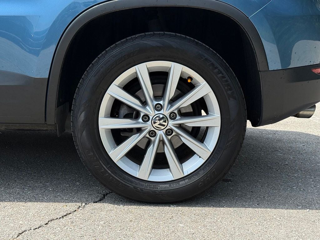 2017 Volkswagen Tiguan Limited 2.0T