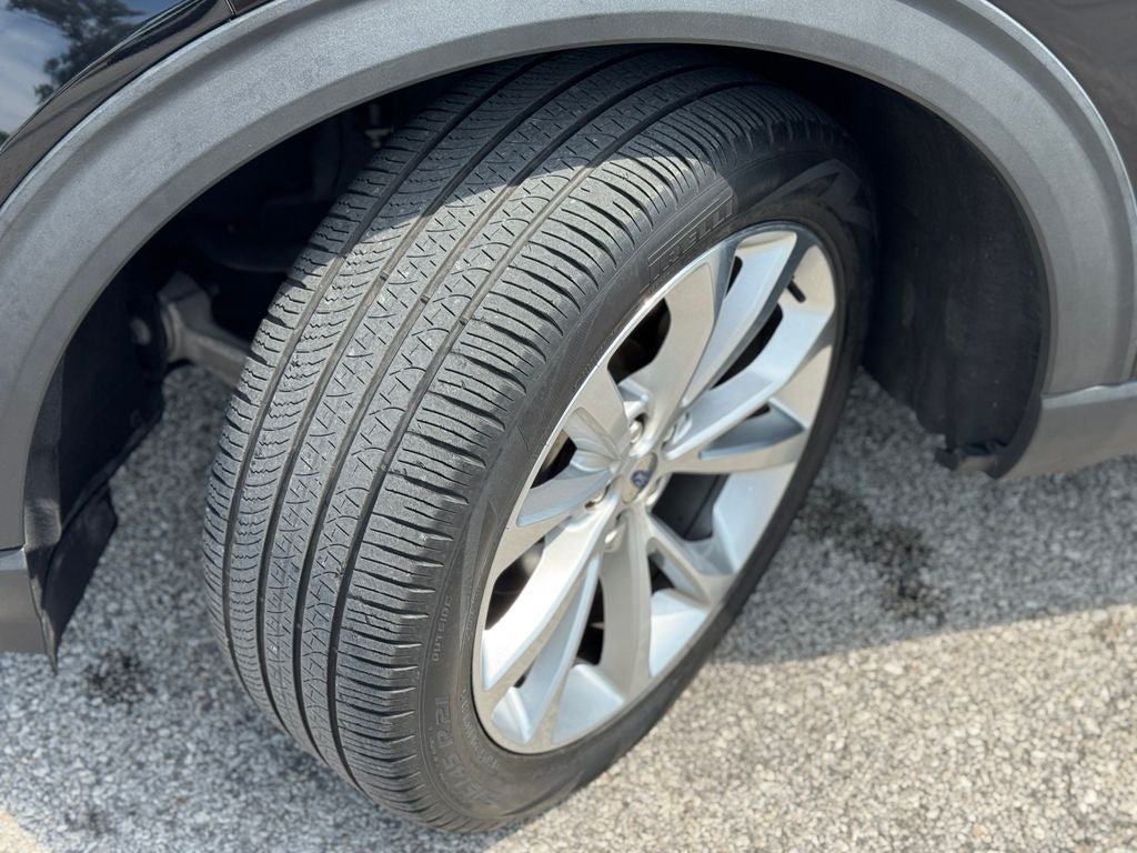 2023 Ford Explorer Platinum